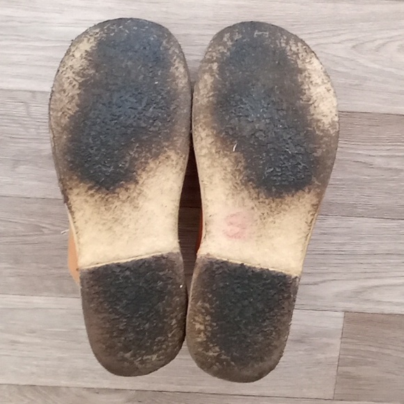 Duckfeet Fyn Tan Leather Unisex Shoes - Picture 6 of 8